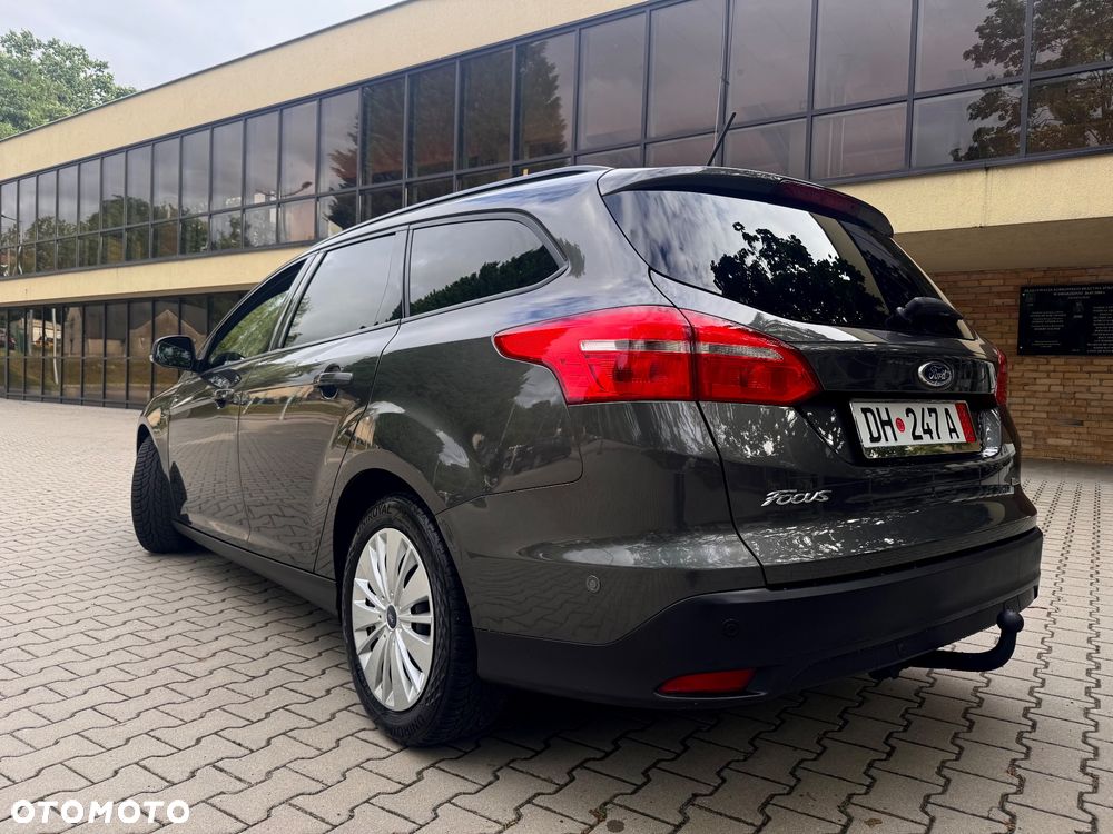 Ford Focus 1.0 EcoBoost Start-Stopp-System TITANIUM STYLE - 4