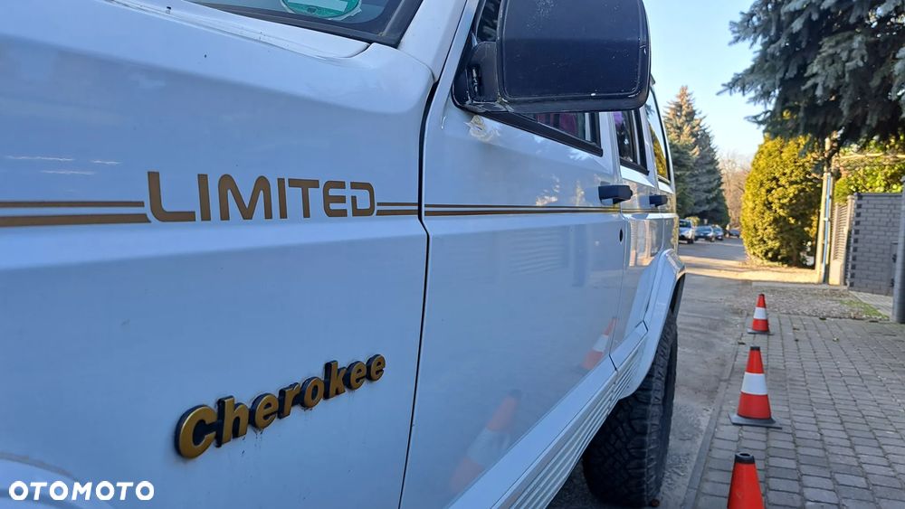 Jeep Cherokee 4.0 Limited - 6