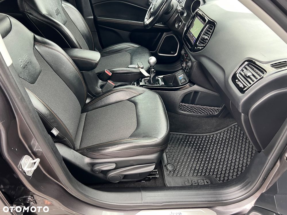 Jeep Compass 1.4 TMair Longitude FWD S&S - 31