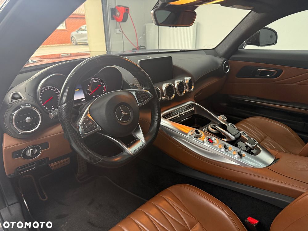 Mercedes-Benz AMG GT - 15