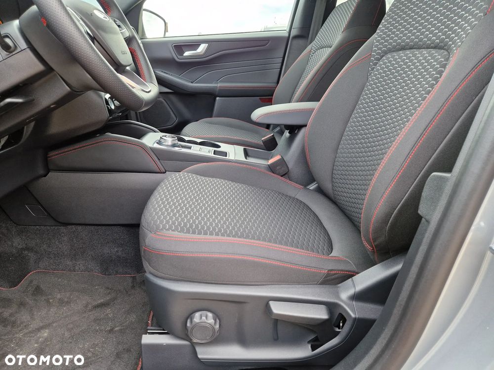 Ford Kuga 1.5 EcoBoost FWD ST-Line - 12