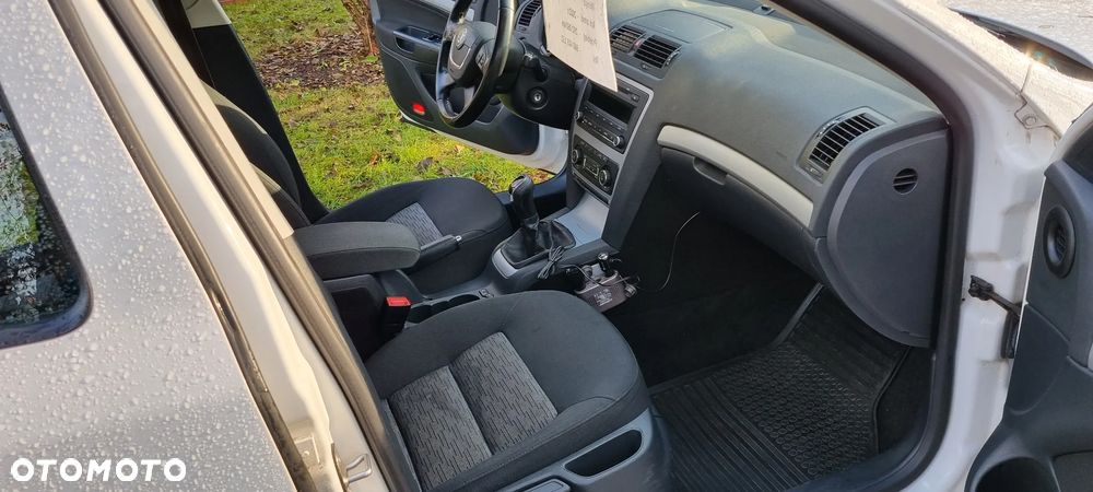 Skoda Octavia 2.0 TDI Active - 8