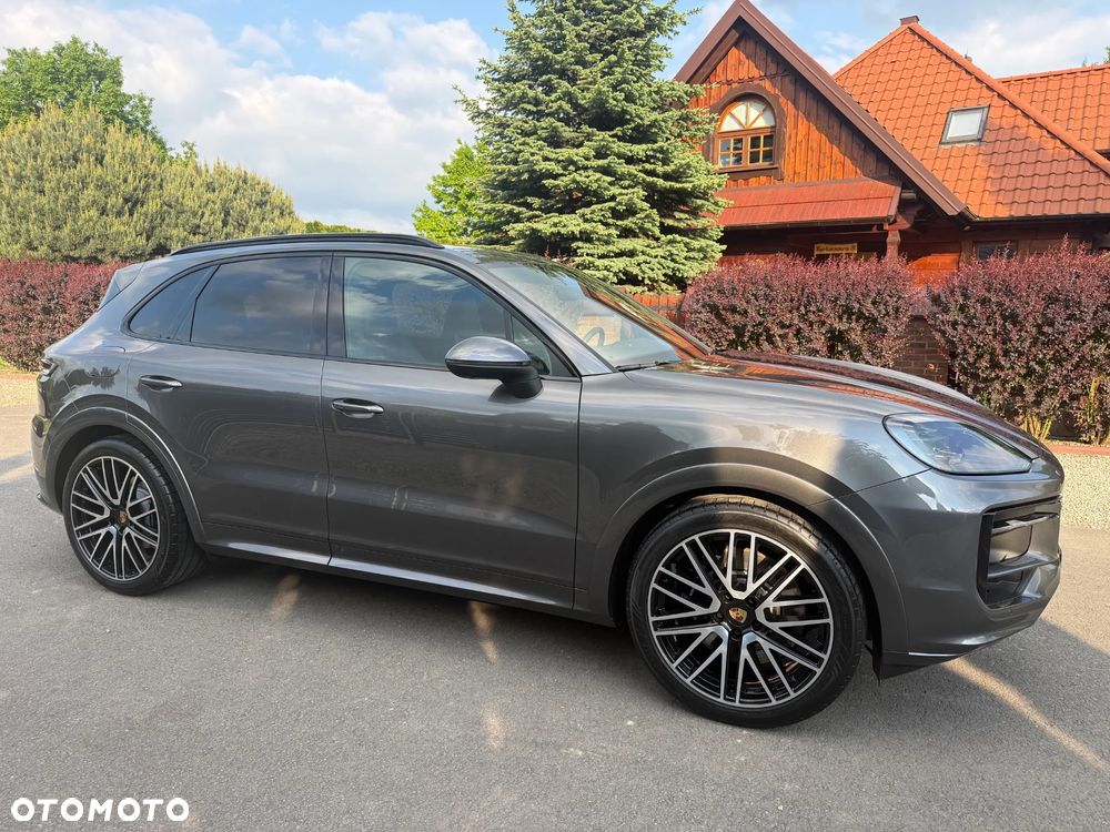 Porsche Cayenne - 3
