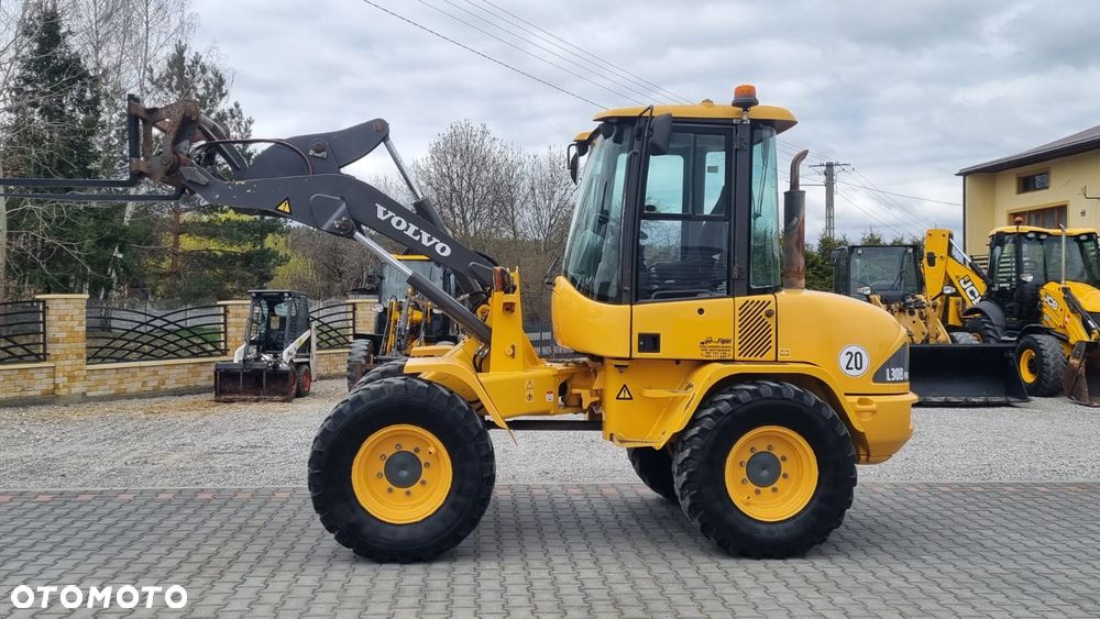 Volvo L30B/ Maszyna sprowadzona/ 6480H/ - 6