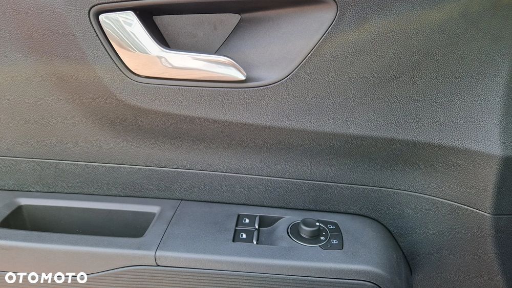 Ford Nowy Courier - 12