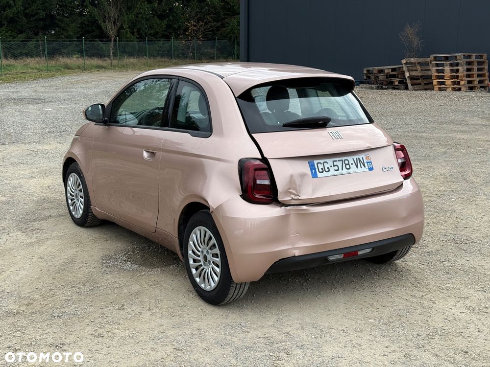 Fiat 500e - 7
