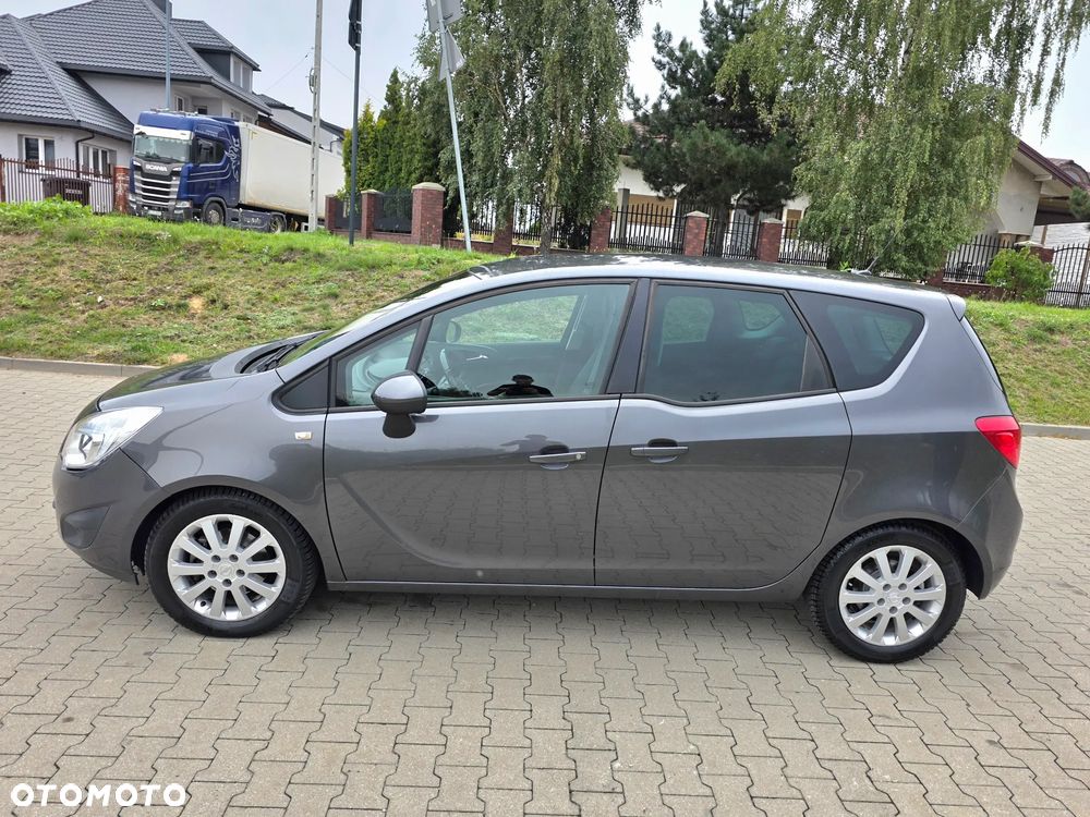 Opel Meriva - 9