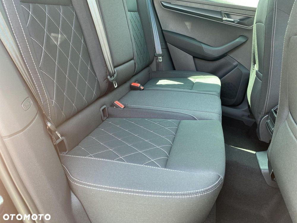 Skoda Karoq 1.5 TSI ACT Sportline DSG - 38