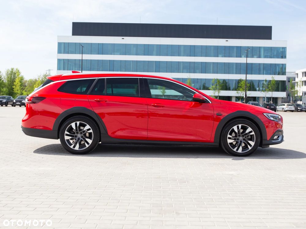 Opel Insignia 2.0 BiTurbo 4x4 Exclusive - 6