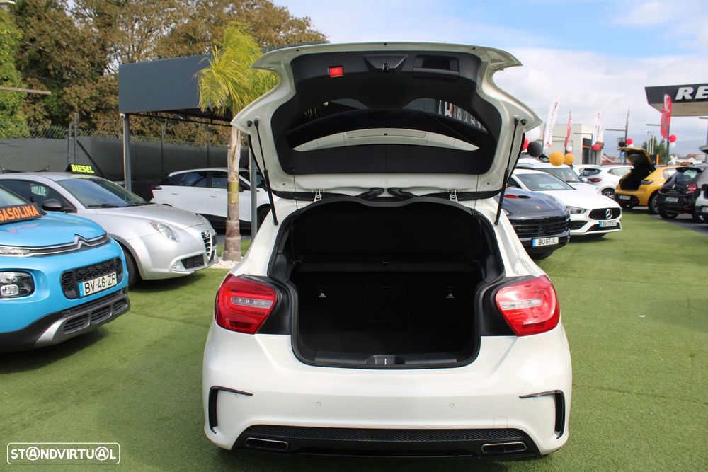 Mercedes-Benz A 45 AMG 4-Matic - 37