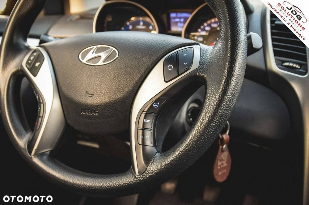 Hyundai i30 1.6 D Style - 24