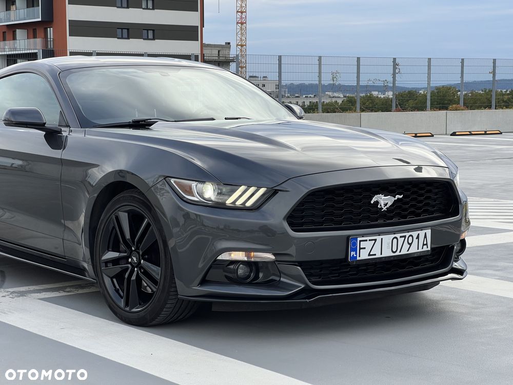 Ford Mustang 2.3 Eco Boost - 8