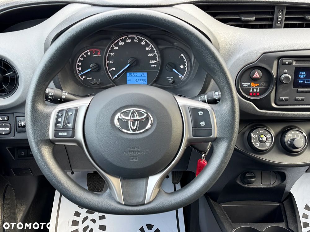 Toyota Yaris 1.0 Active - 5