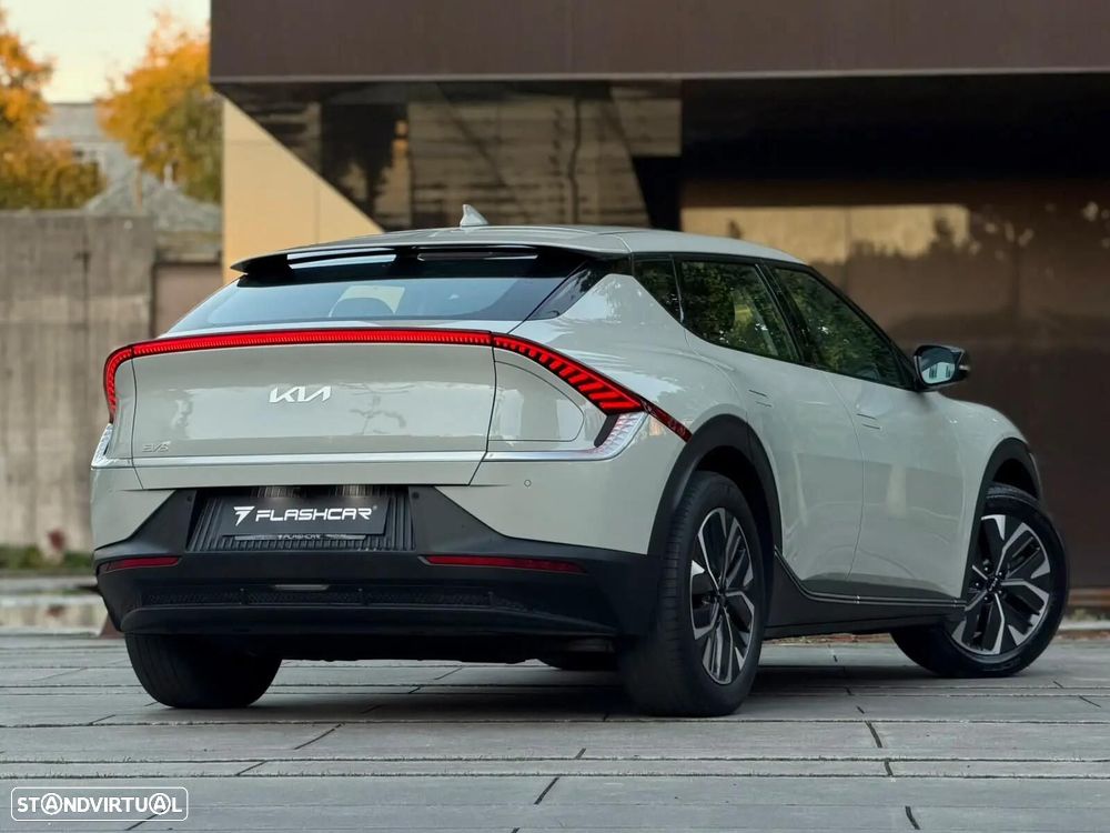 Kia EV6 - 7