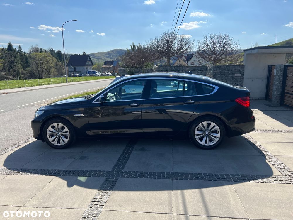 BMW 5GT 530d - 8