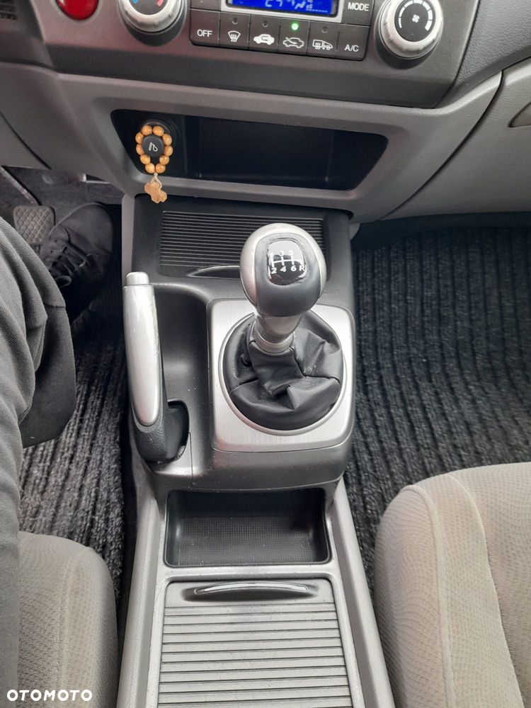 Honda Civic 1.8 Comfort - 25