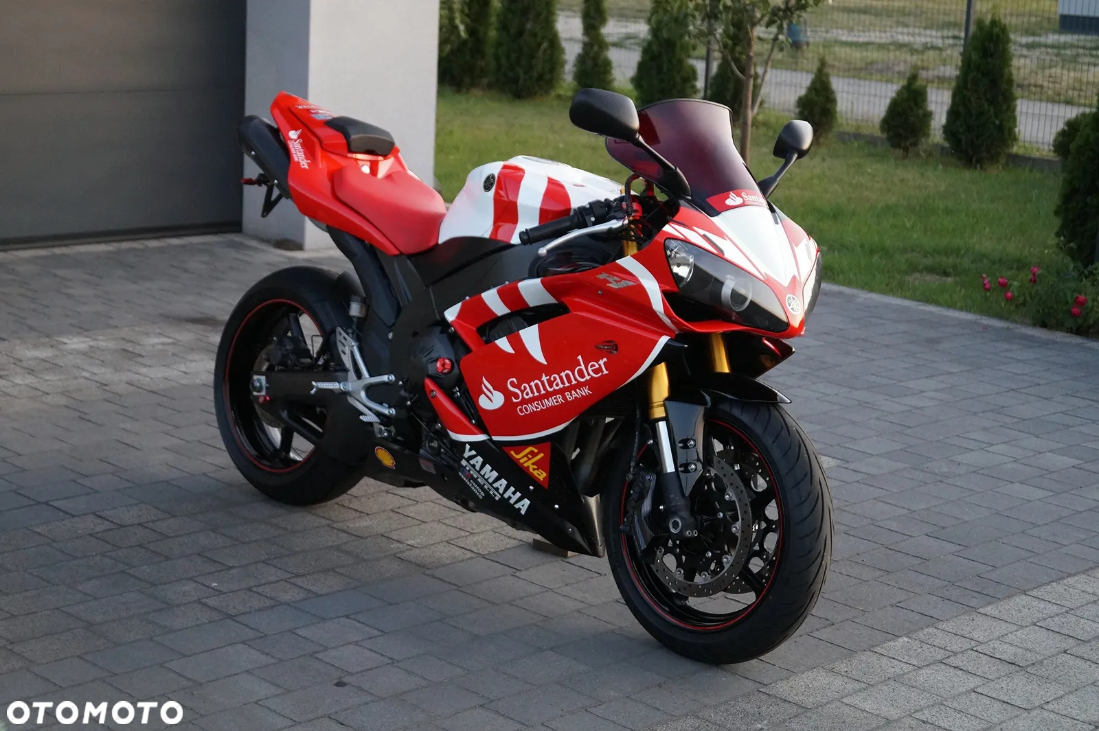 Yamaha R1 - 5