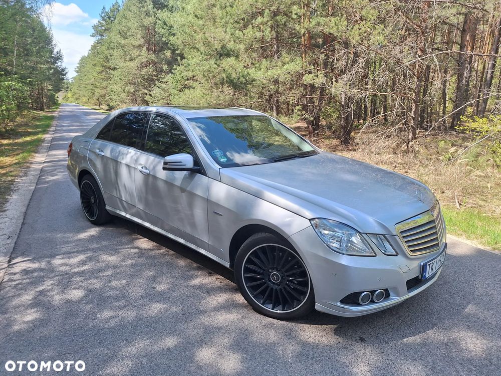 Mercedes-Benz Klasa E 200 CGI BlueEFFICIENCY 7G-TRONIC Elegance - 8