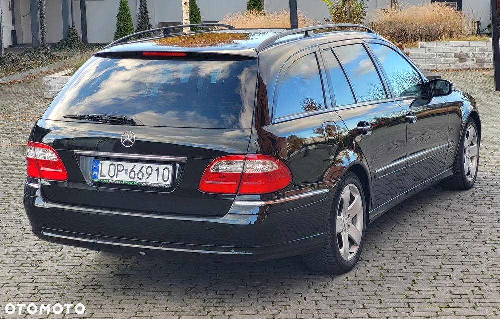 Mercedes-Benz Klasa E 500 T Avantgarde - 11