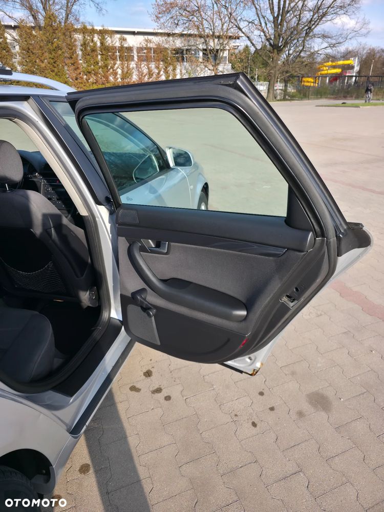 Audi A4 Avant 1.9 TDI - 13