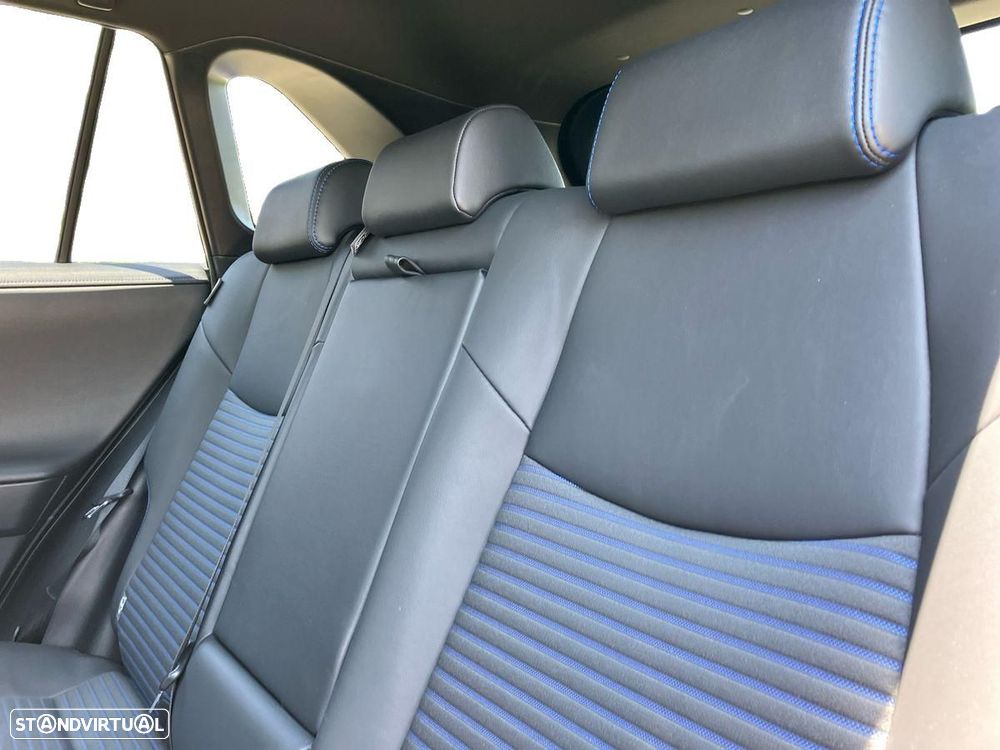 Toyota RAV4 2.5 HDF Square Collection - 12