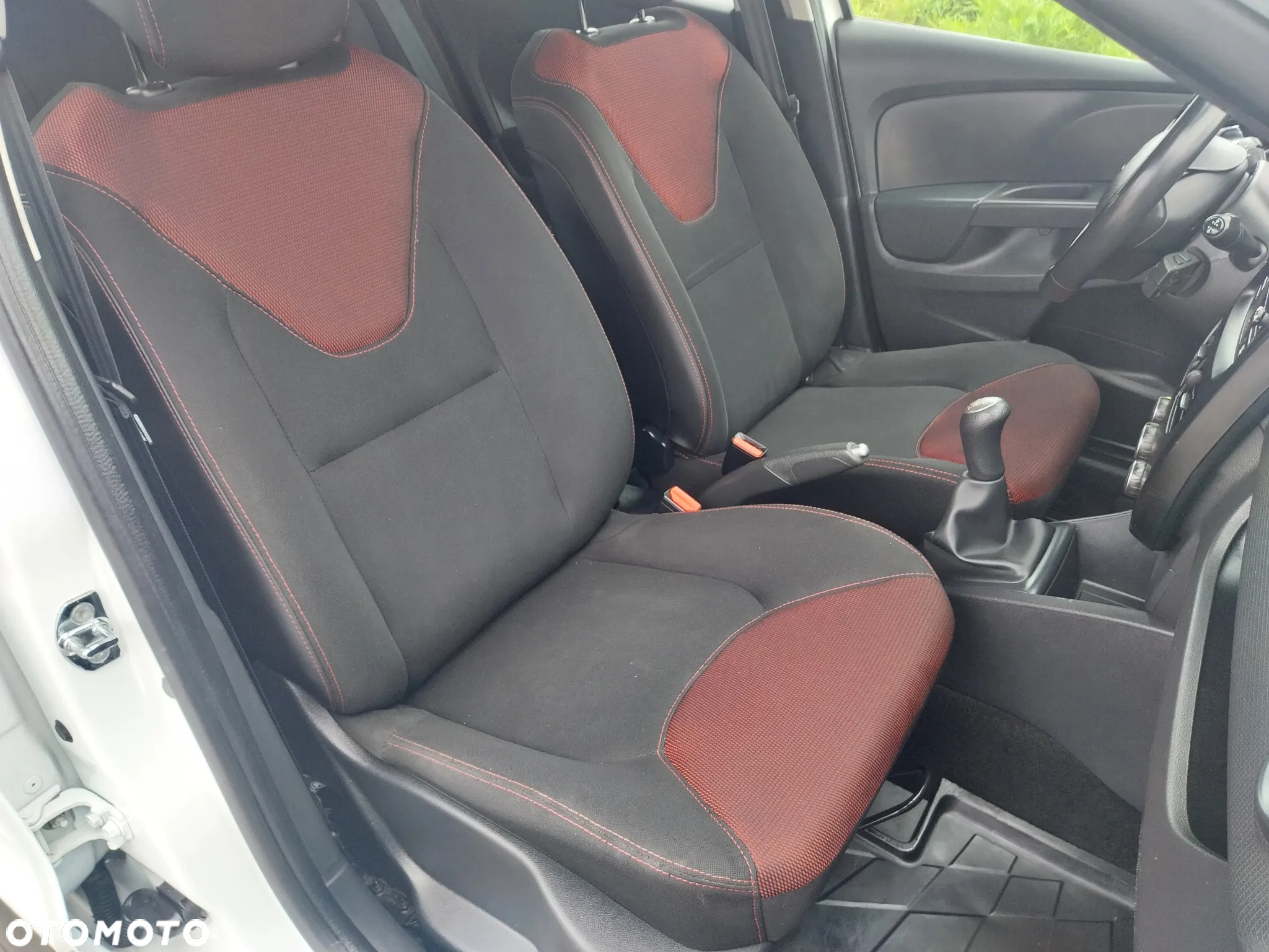 Renault Clio 1.5 dCi Energy Alize EU6 - 31