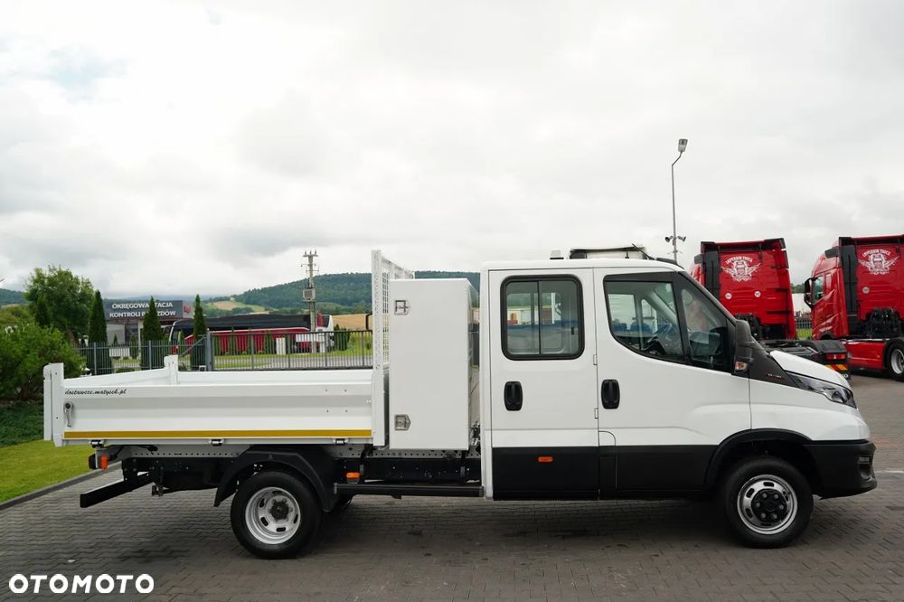Iveco DAILY 35-160 / WYWROTKA / BRYGADÓWKA - 6 MIEJSC /  MANUAL / BLIŹNIAK / EURO 6 - 17