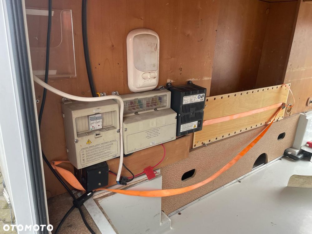 Rapido Fiat Ducato 90920F - 18