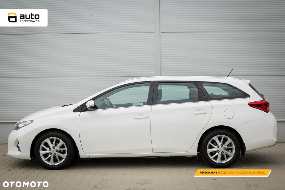 Toyota Auris 1.33 VVT-i Premium Comfort - 14