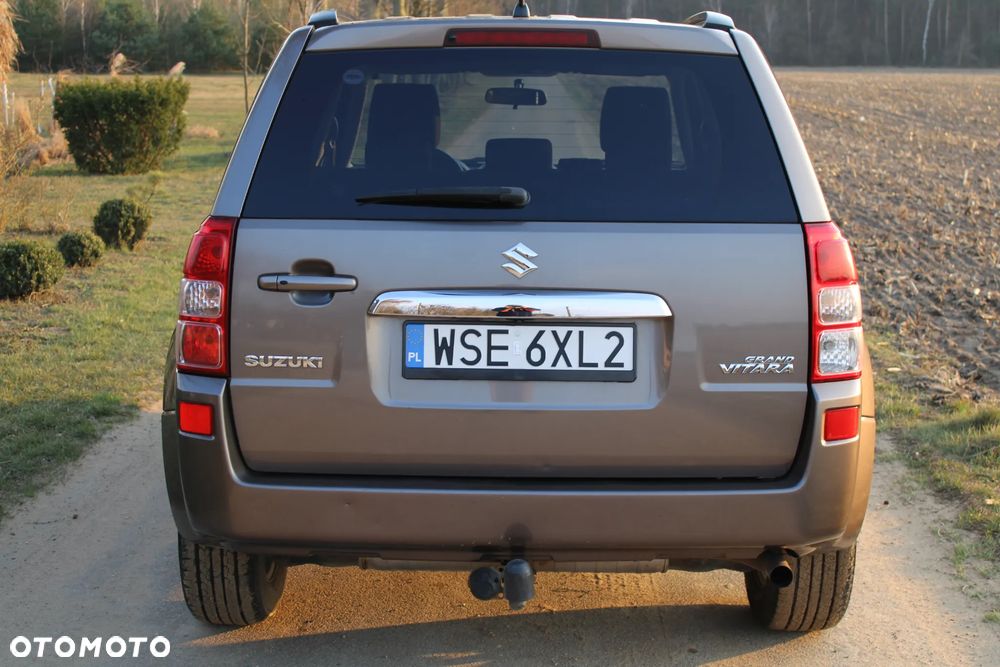 Suzuki Grand Vitara 2.4 Comfort Limited - 5