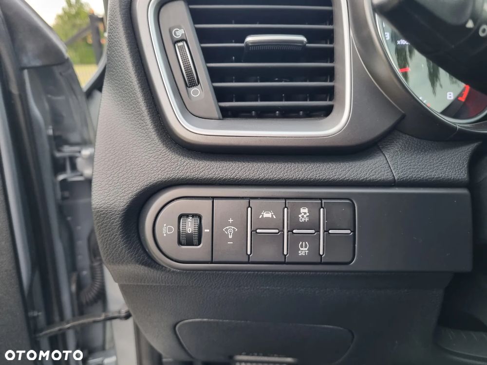 Kia Ceed 1.5 T-GDI S - 21