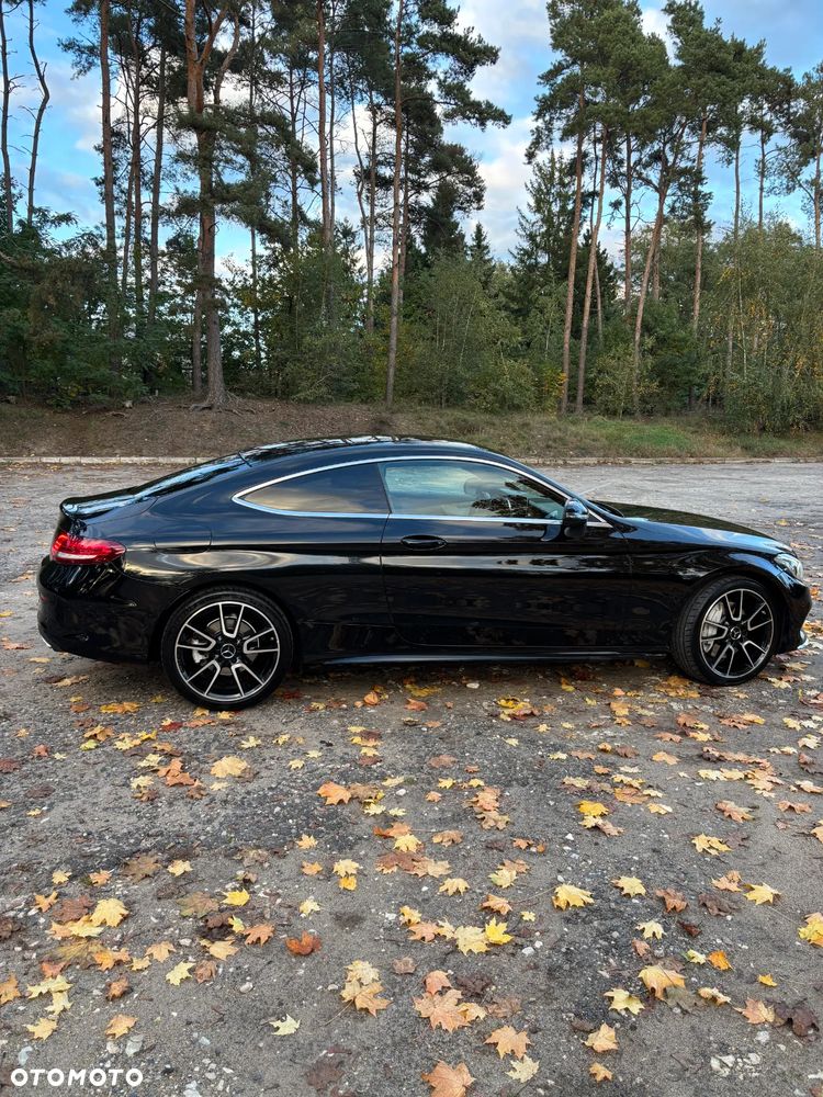 Mercedes-Benz Klasa C 300 7G-TRONIC - 4