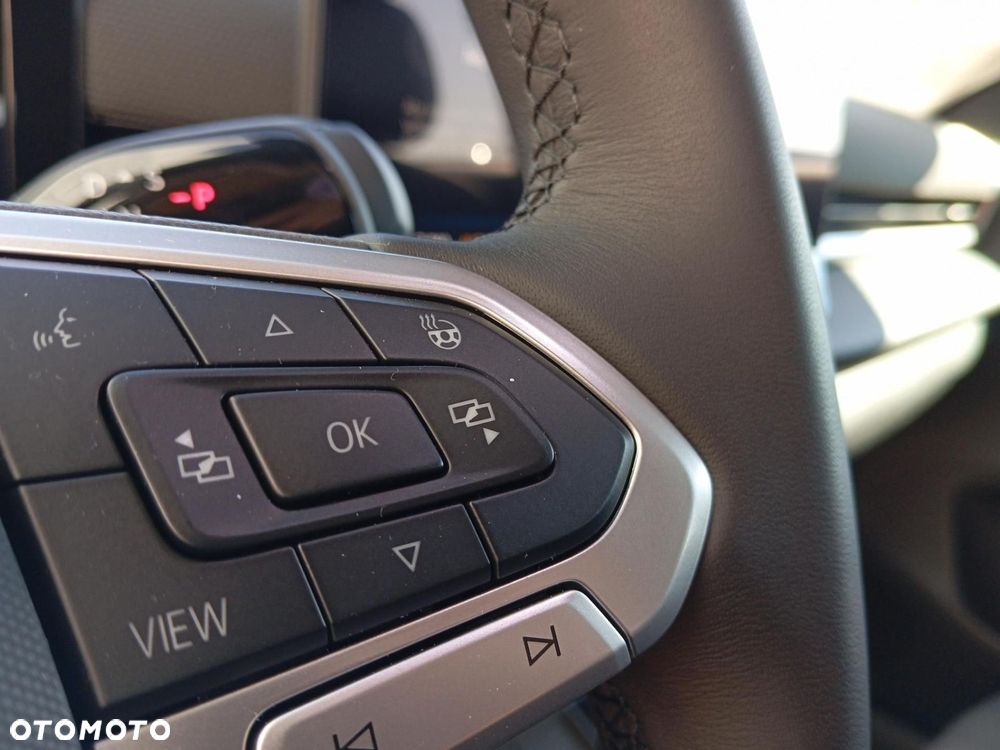 Volkswagen T-Roc - 30