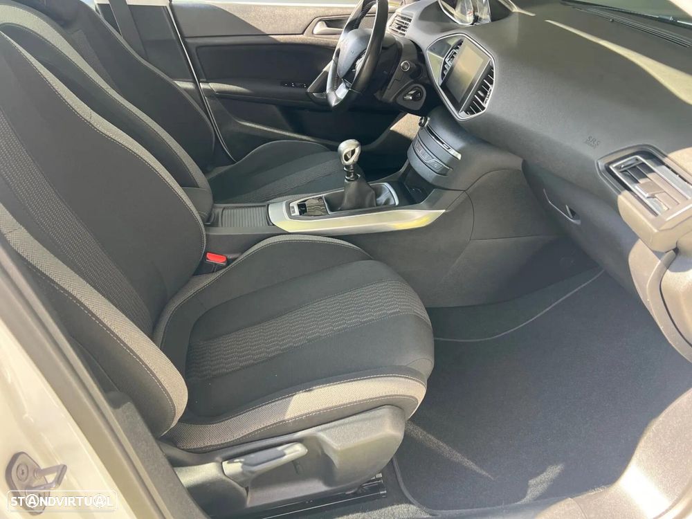 Peugeot 308 SW 1.6 BlueHDi Allure J17 - 21