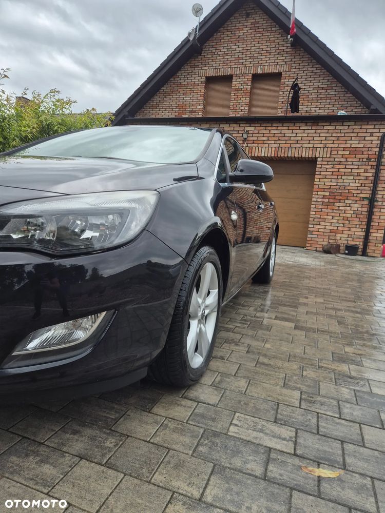 Opel Astra 1.4 T Cosmo - 13