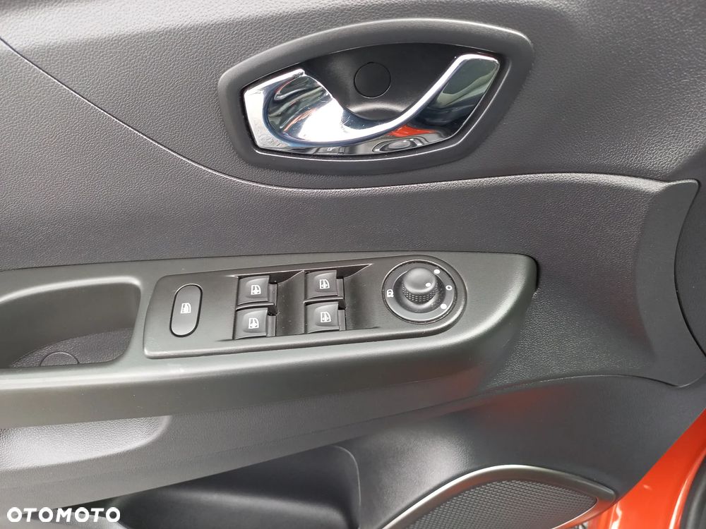 Renault Captur (ENERGY) TCe 90 LIMITED - 33