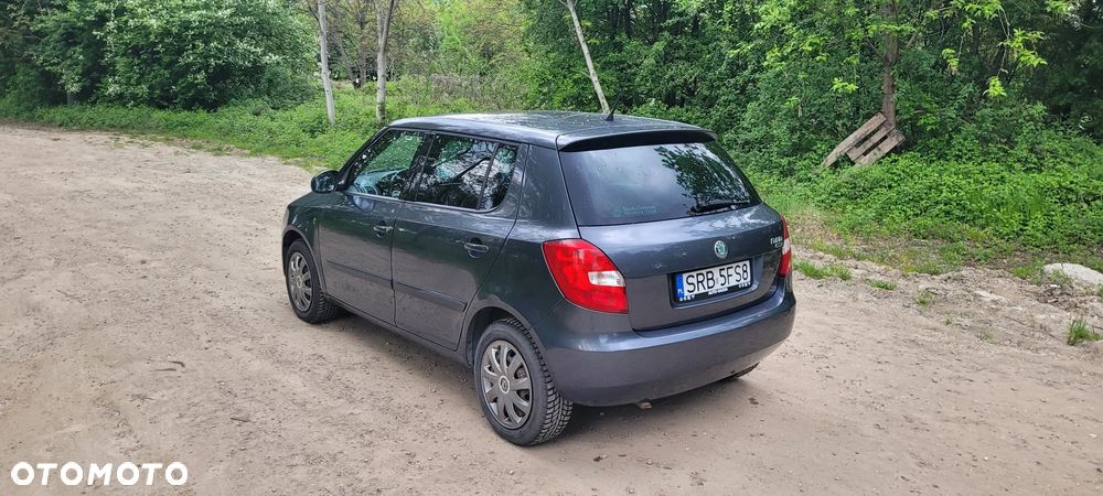 Skoda Fabia 1.2 HTP Ambition - 8