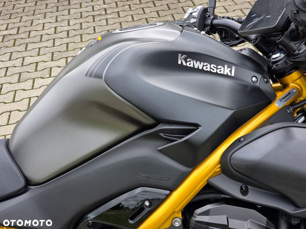 Kawasaki Z 900 - 8