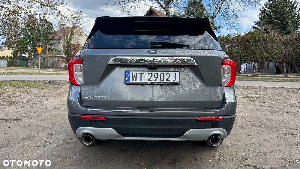 Ford Explorer - 8