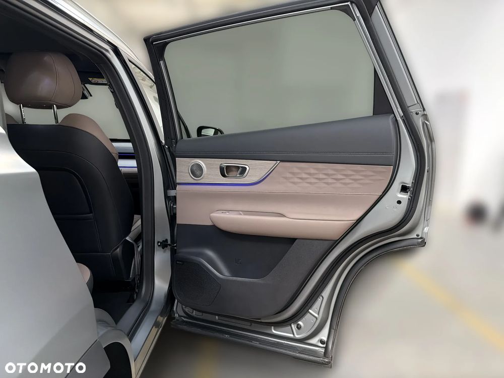Chery Tiggo 8 1.5 T-GDI Super Hybrid Prestige DCT - 26
