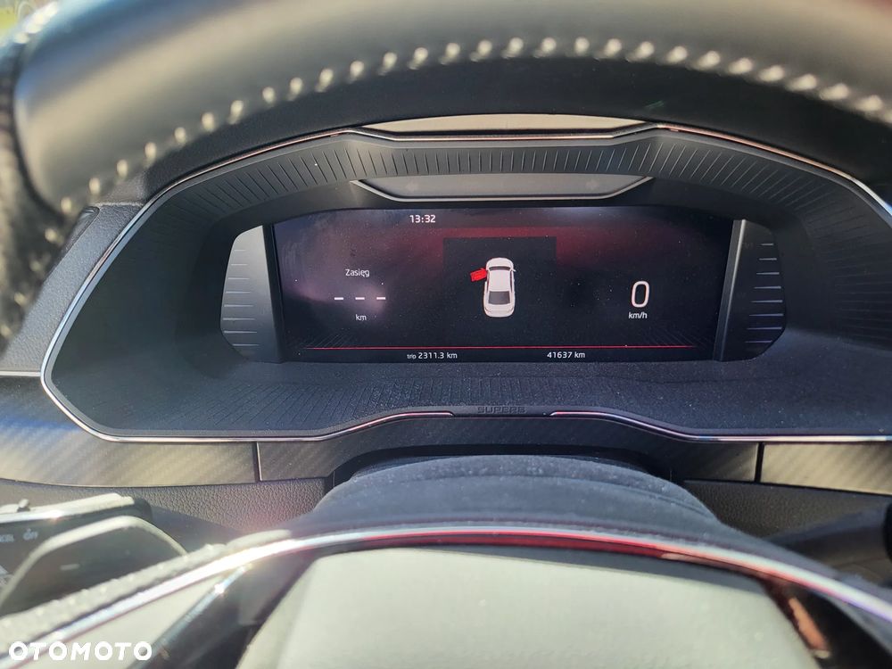 Skoda Superb 2.0 TSI Sportline DSG - 26