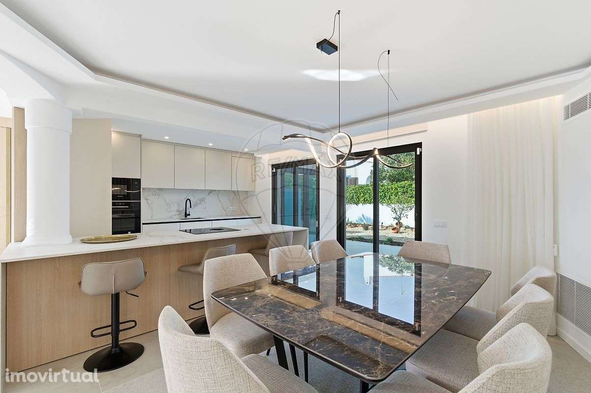 Moradia T4 para venda - Grande imagem: 2/36