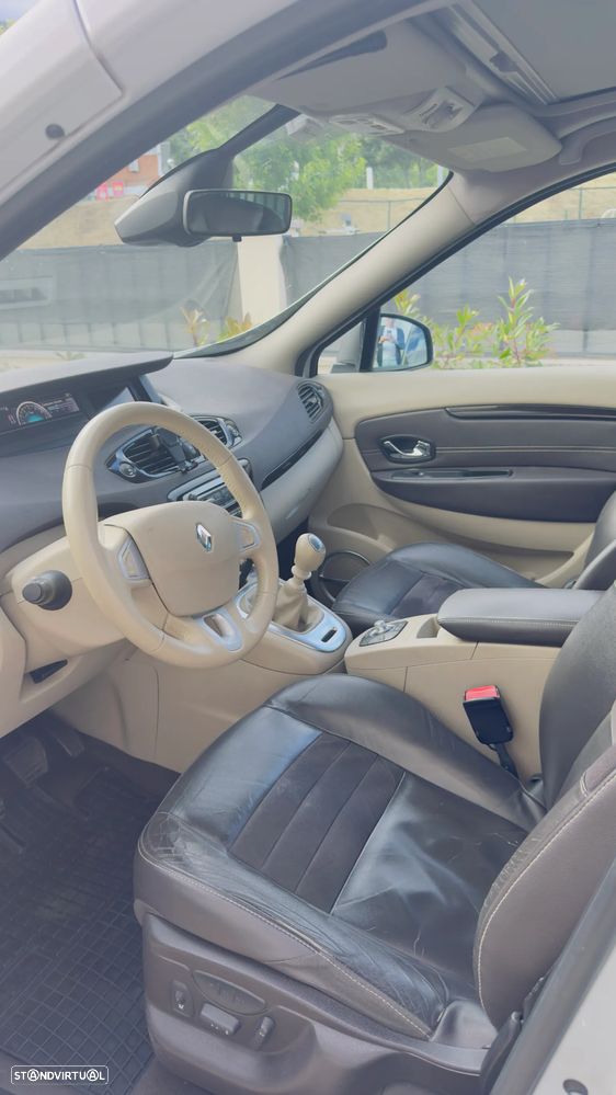 Renault Grand Scénic dCi 130 FAP Start & Stop Bose Edition - 7