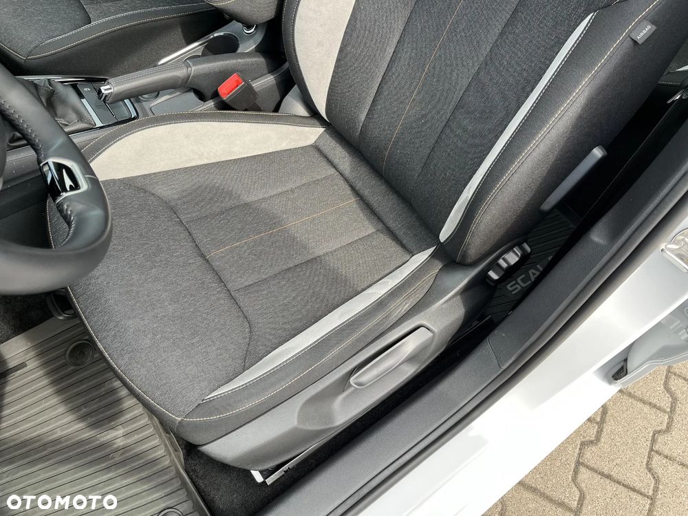 Skoda Scala 1.5 TSI Selection DSG - 13