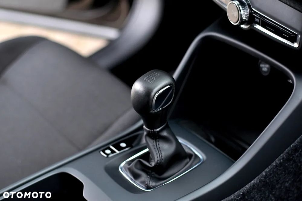 Volvo XC 40 T2 Momentum Pro - 31