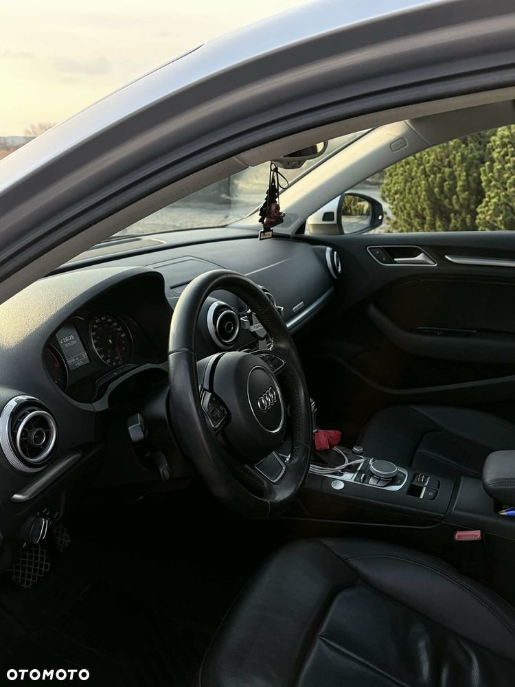 Audi A3 Limousine 2.0 TFSI quattro S tronic design - 9