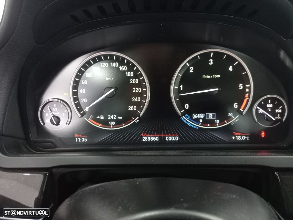 BMW 740 d xDrive - 28