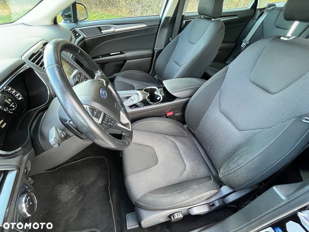 Ford Mondeo - 21