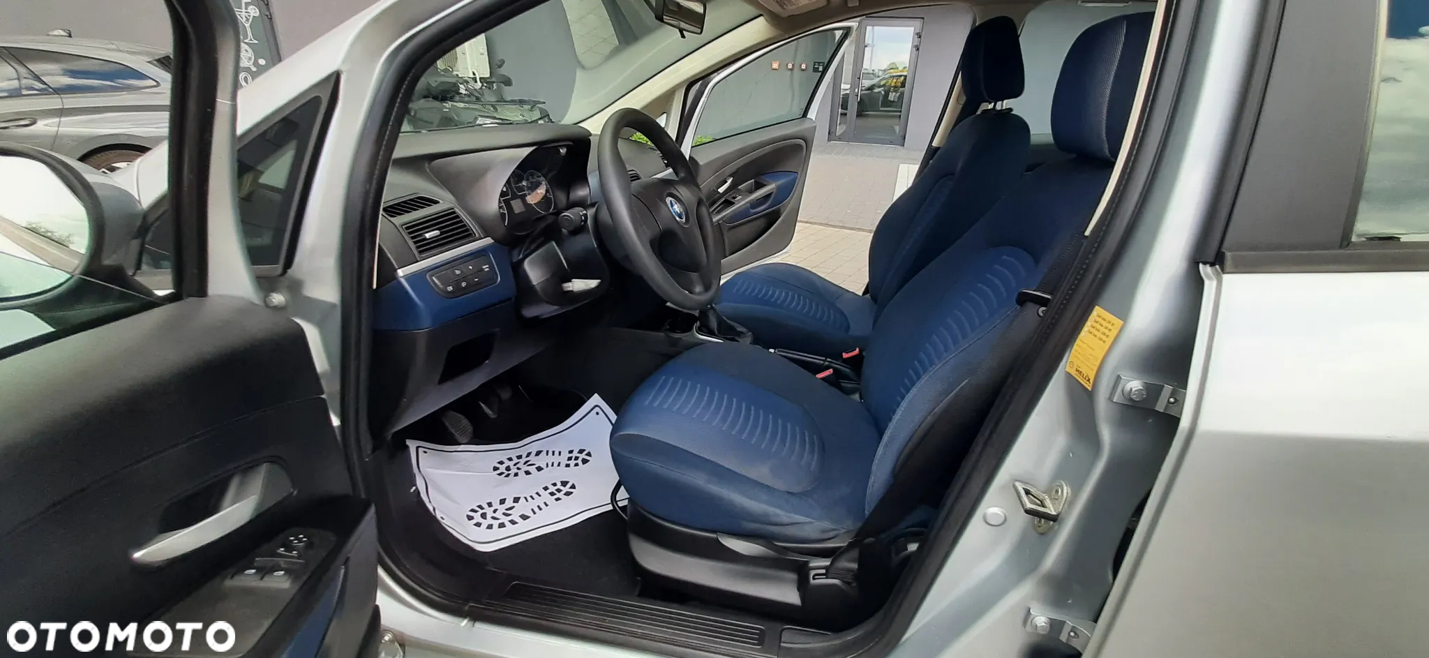 Fiat Grande Punto - 32
