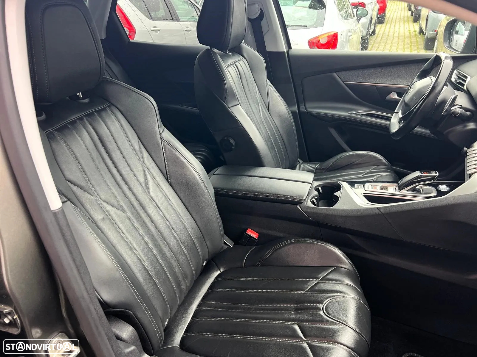 Peugeot 3008 1.2 PureTech Allure EAT8 - 3